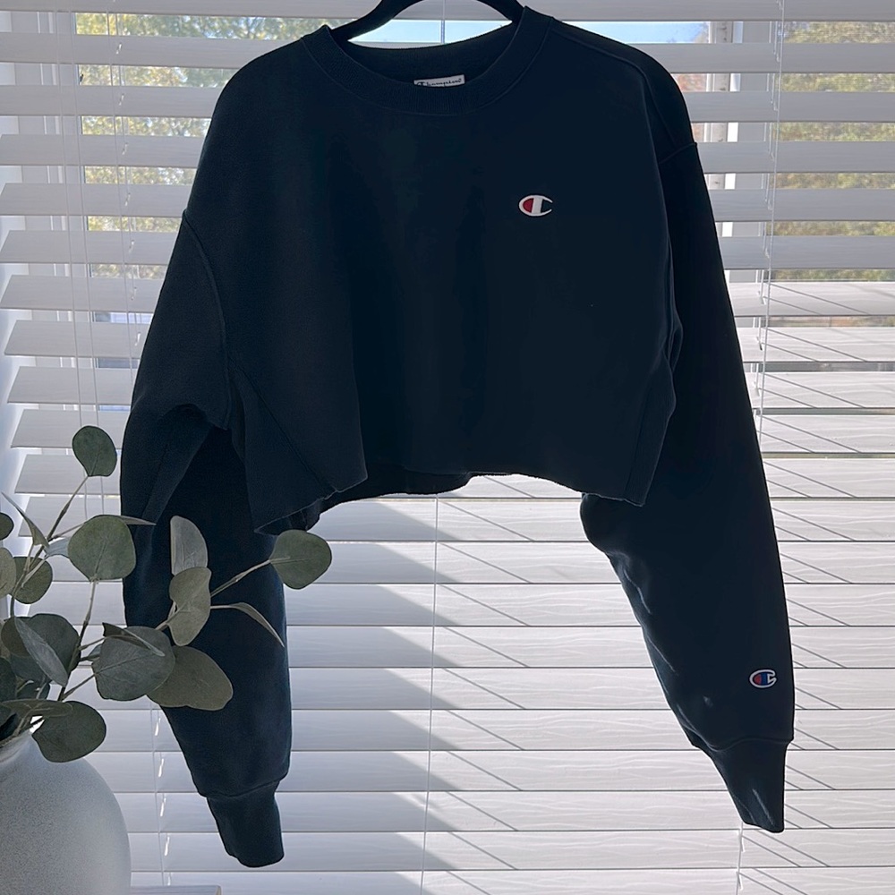 Champion Cropped Sweatshirt